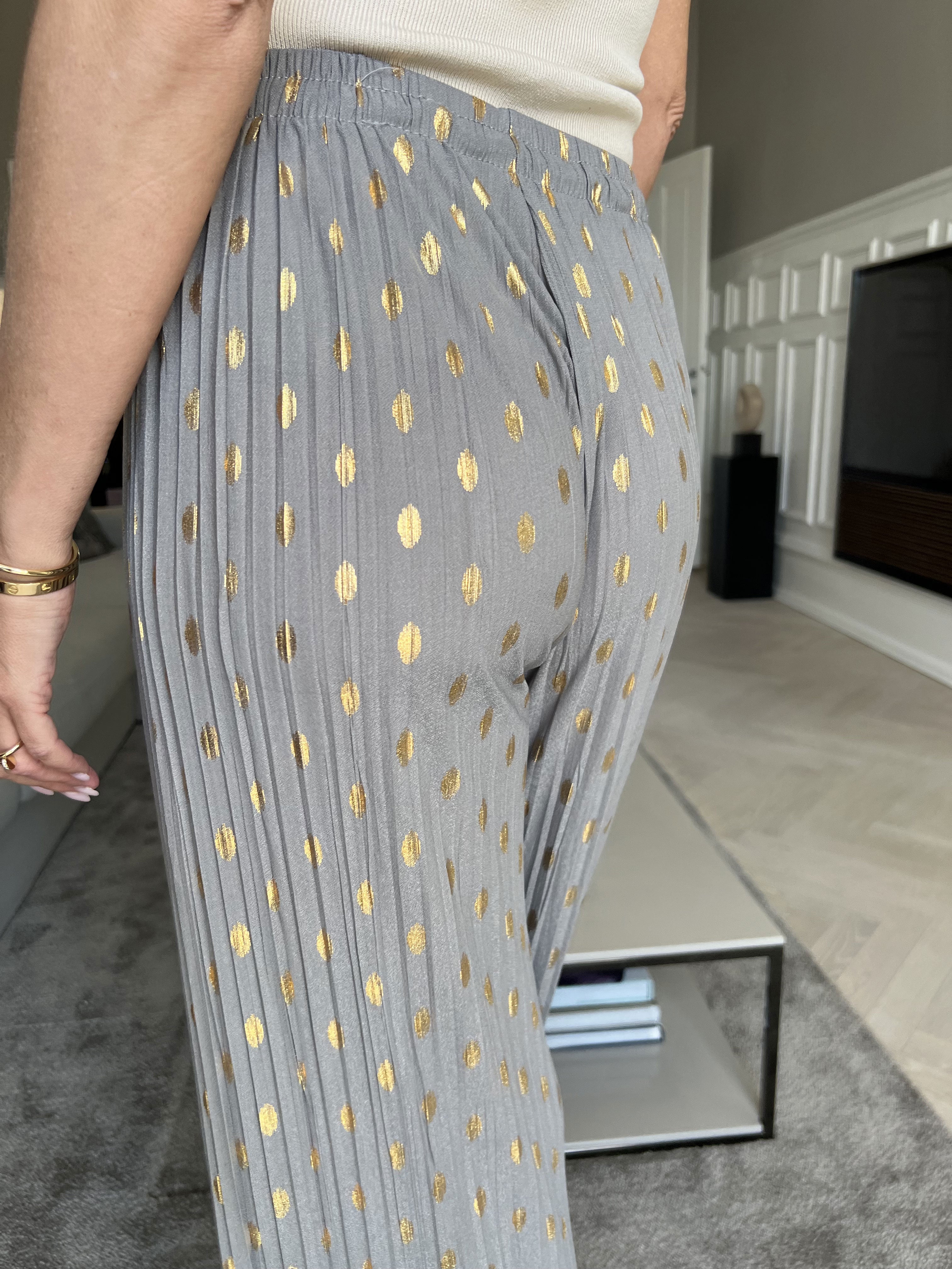 Aleta - Plisserede løse bukser med prikker